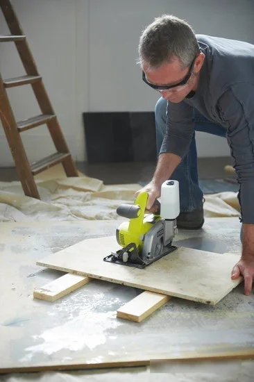 Ручной плиткорез Ryobi LTS180M