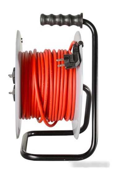 Удлинитель на катушке Ресанта СУ-3x1.5-30/3