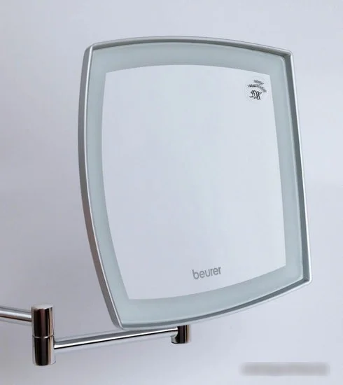 Косметическое зеркало Beurer BS 89