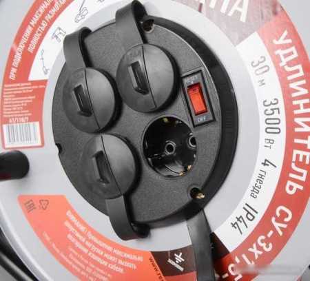 Удлинитель на катушке Ресанта СУ-3x1.5-30/3