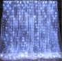 Светодиодная шторка-гирлянда 1,5*1,5м белая